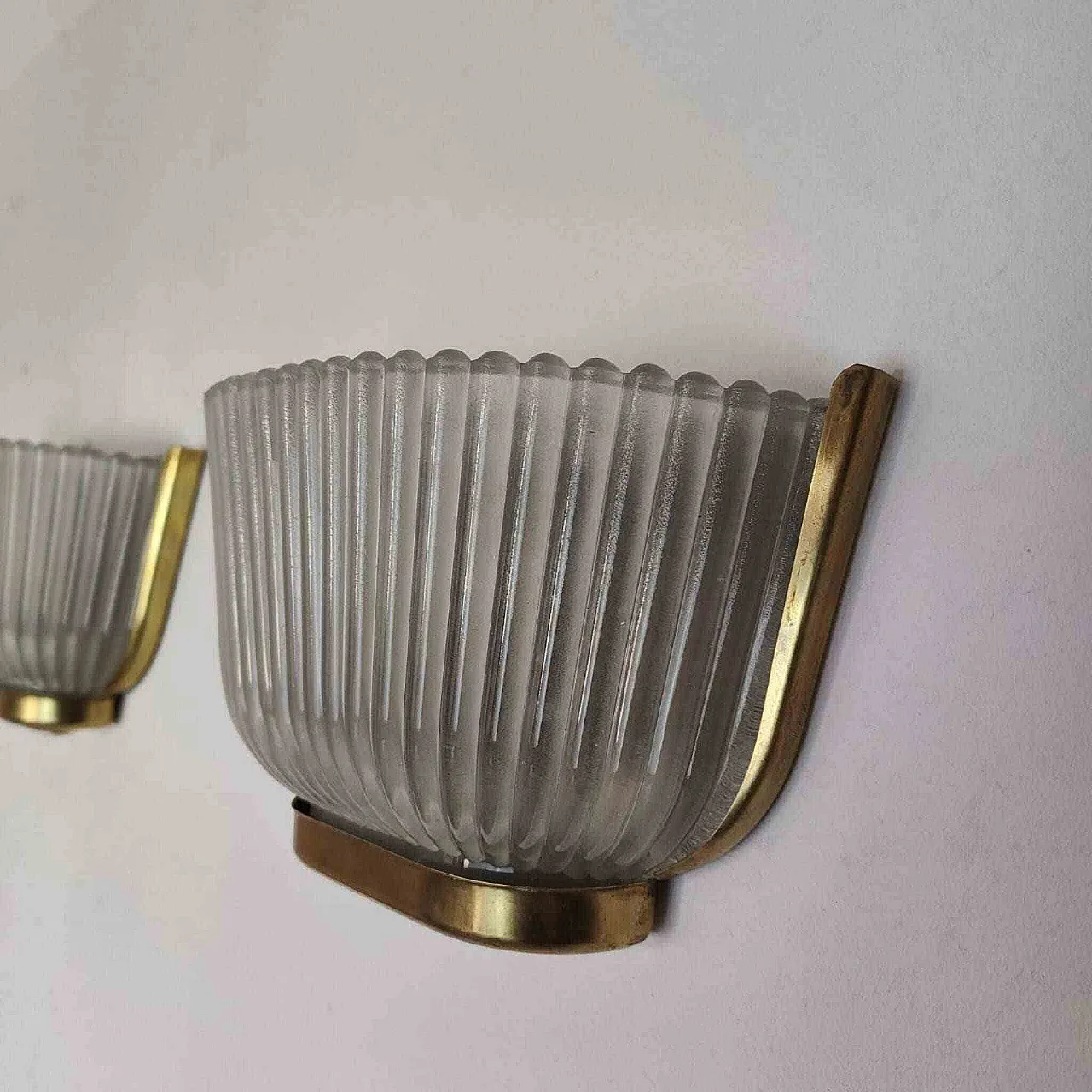 Murano glass and brass wall light by Archimede Seguso, 1940s 4