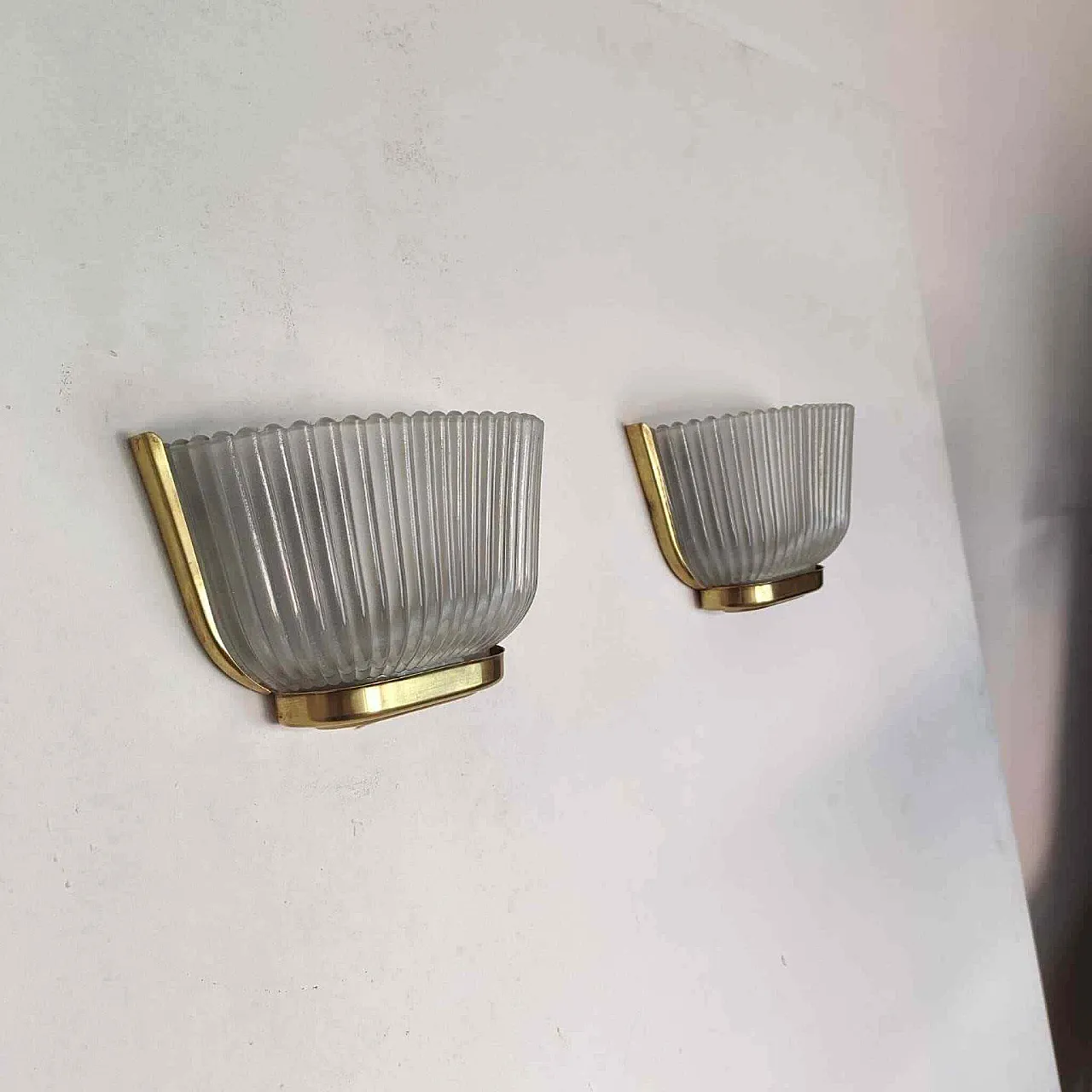 Murano glass and brass wall light by Archimede Seguso, 1940s 8