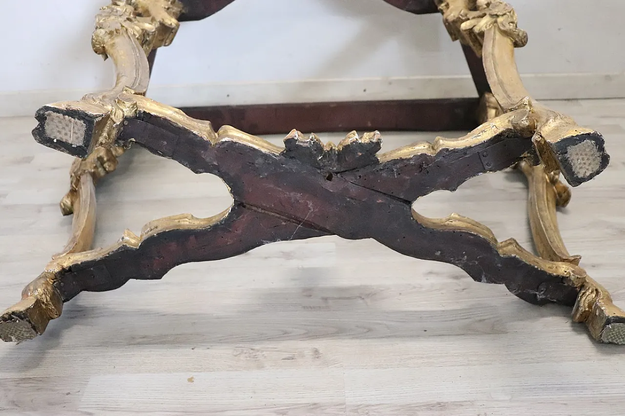 Gilded and carved LouiS XV console, 18th century 15