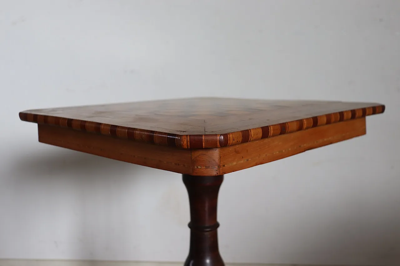 Inlaid walnut coffee table, 19th century 6