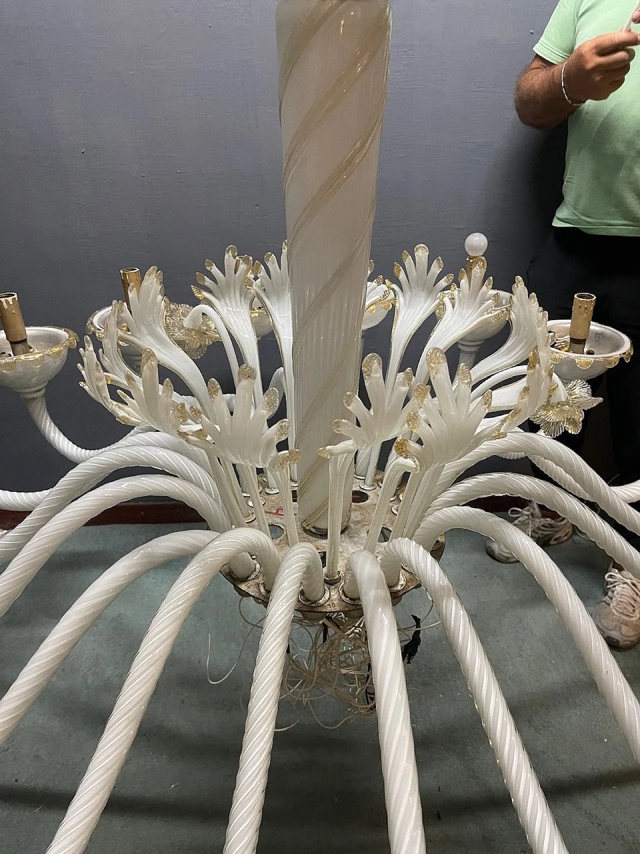 Large Venetian Murano Glass Chandelier by Paolo Venini for Maestri di 13