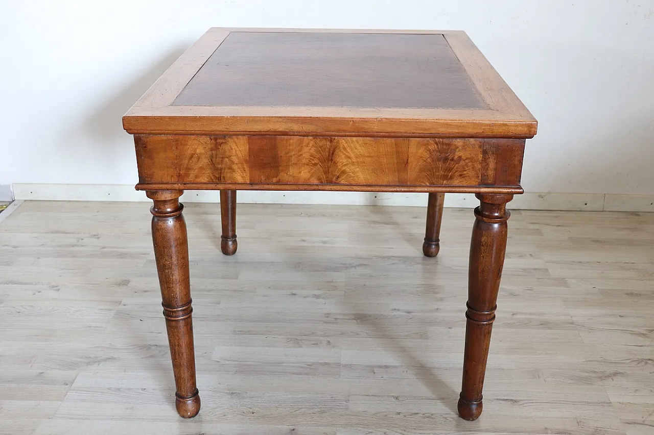 Walnut desk, 19th century 11