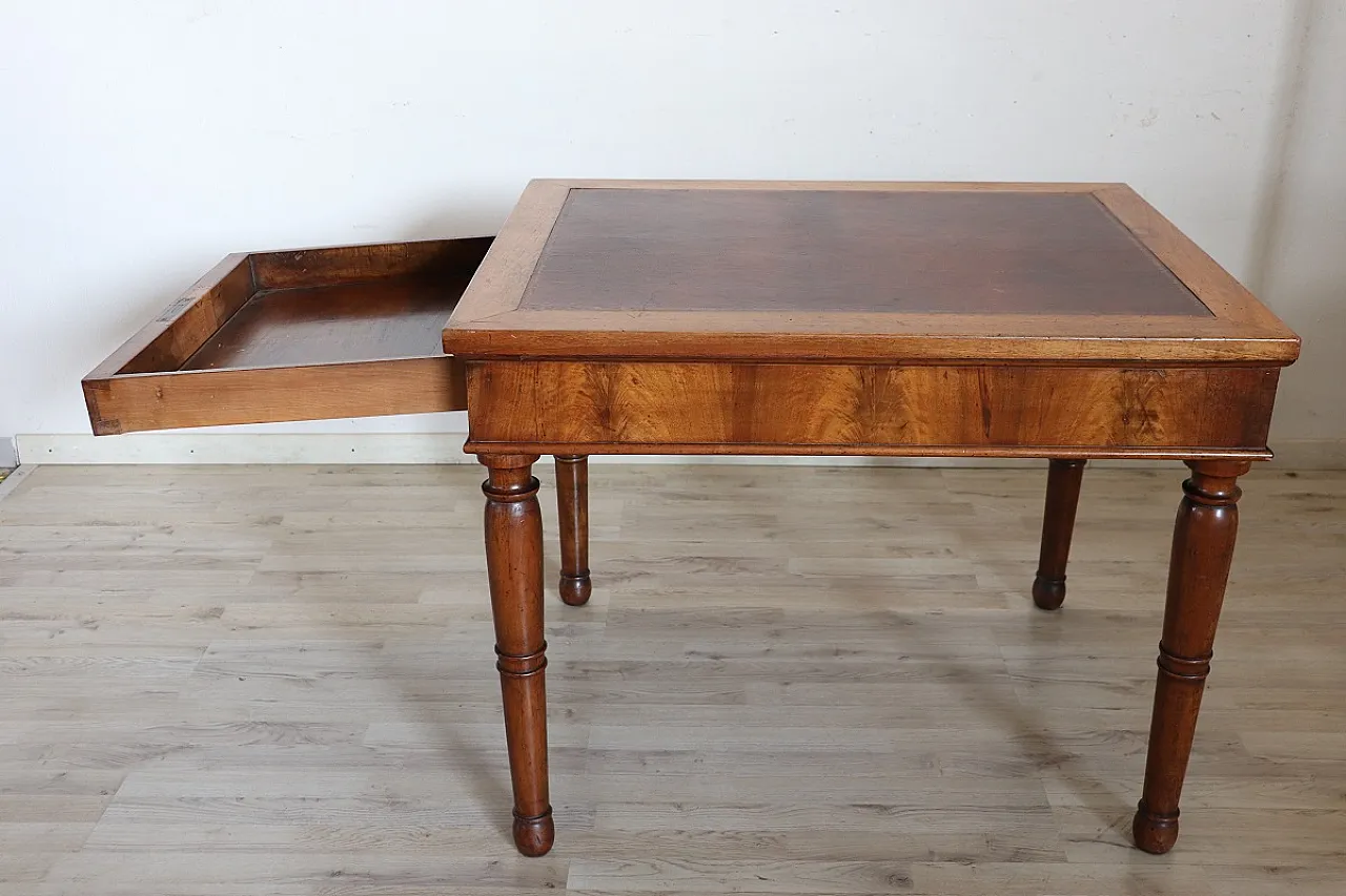 Walnut desk, 19th century 13