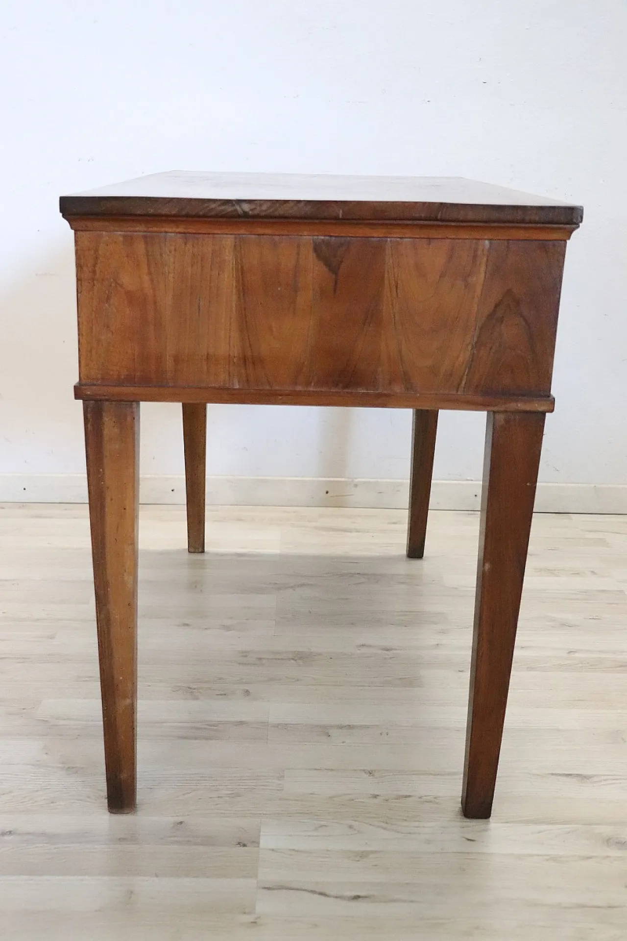 Scrivania in noce fine '700 7