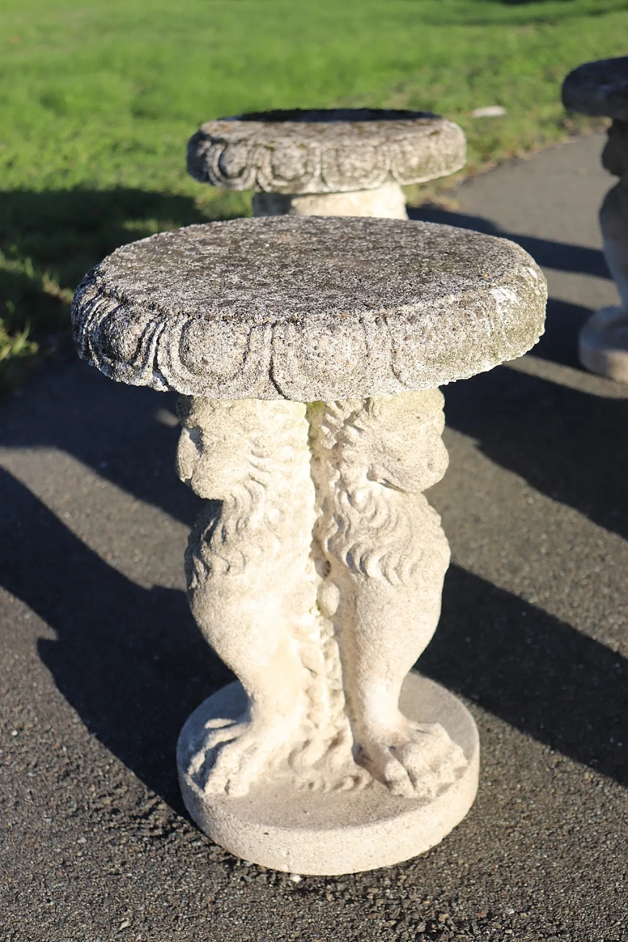 Set da giardino tavolo e 6 sgabelli, inizi '900 6