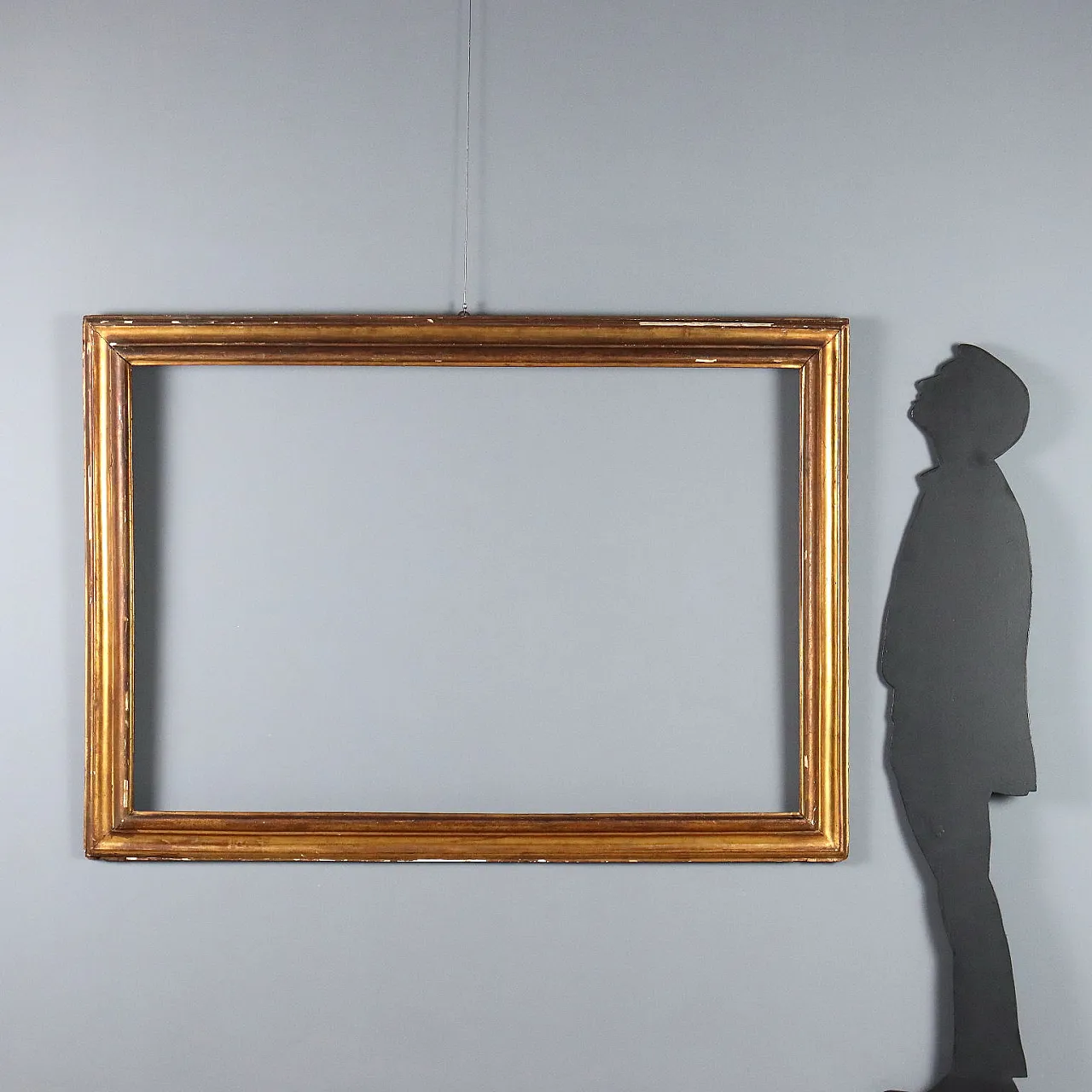 Shaped fir wood frame with gold leaf finish, 19th century 2