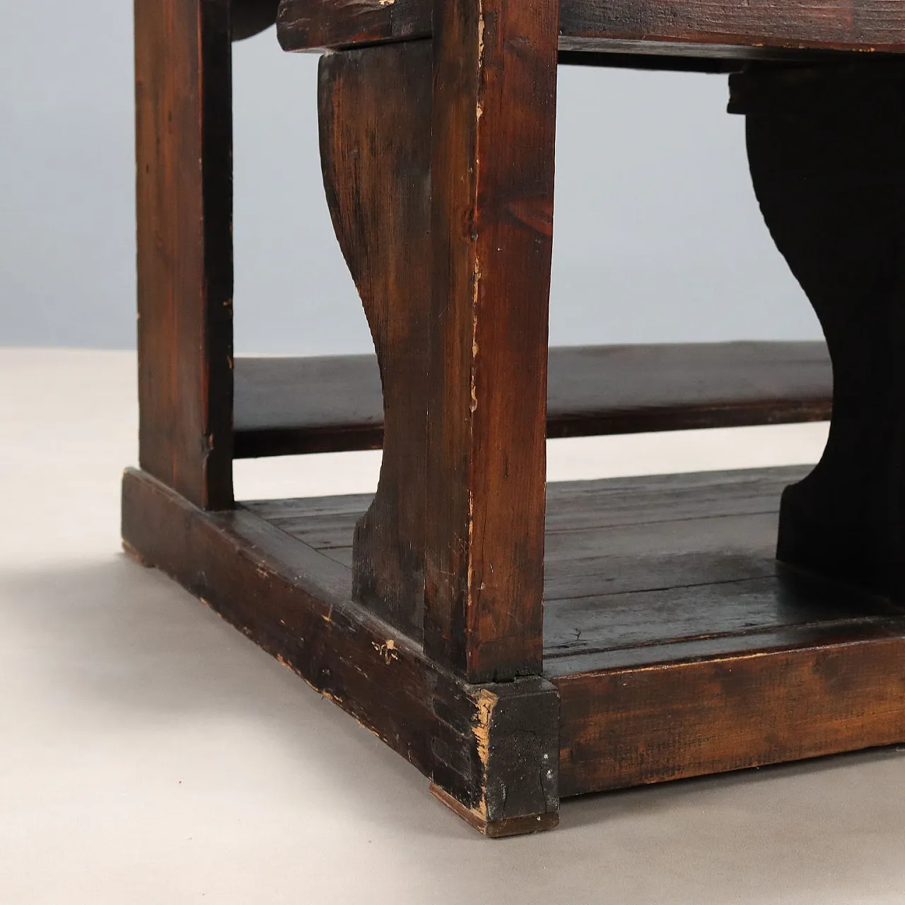 Banco scuola in larice tinto noce con due sedili ribaltabili, '800 7