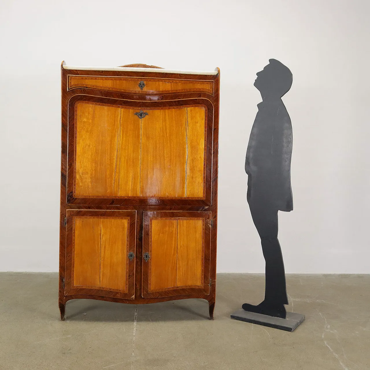 Secrétaire in legno con pianetto in marmo, '700 2