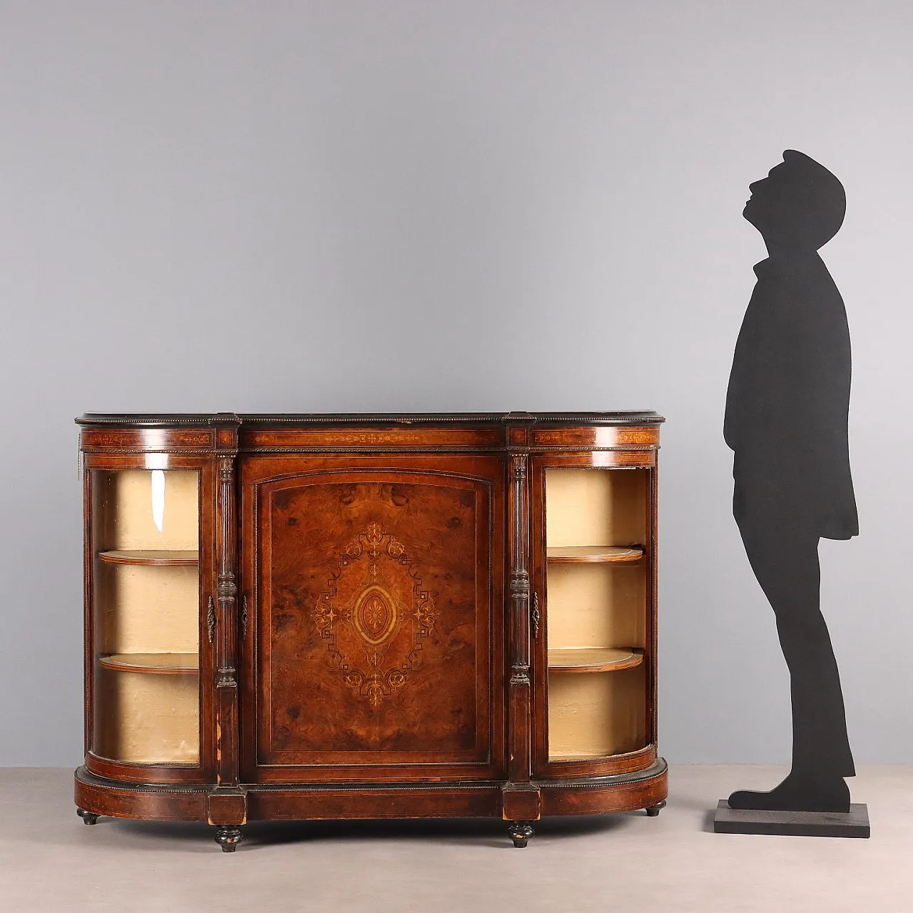 Walnut-root veneered cabinet in late Victorian style, late 19th century 3