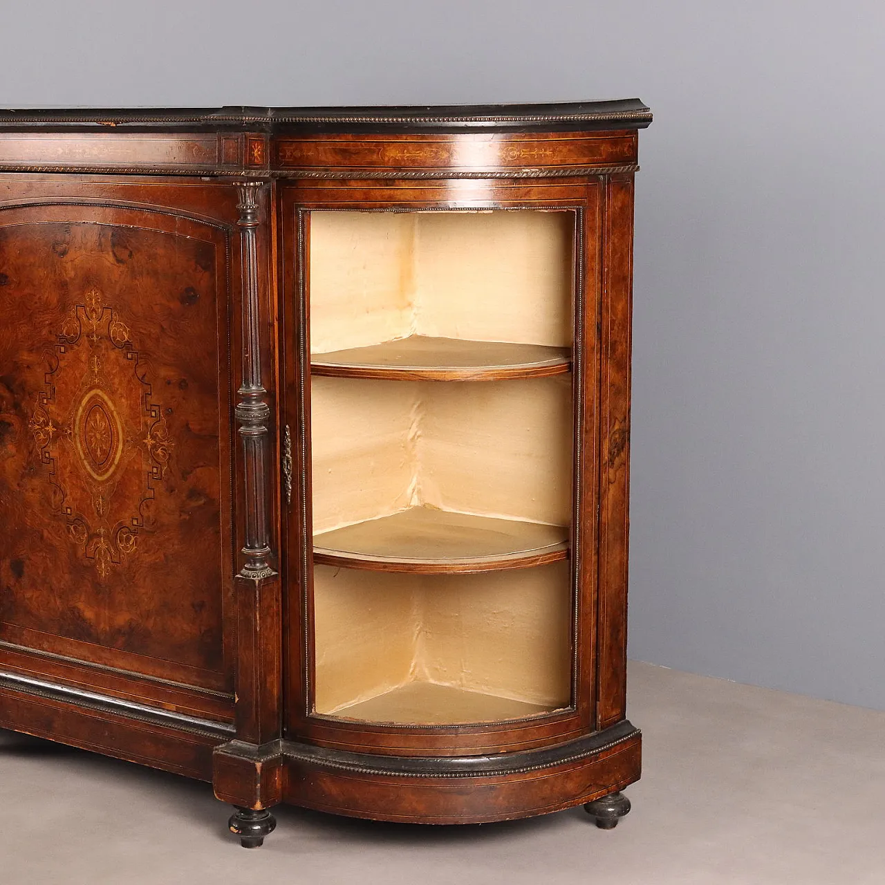 Walnut-root veneered cabinet in late Victorian style, late 19th century 6