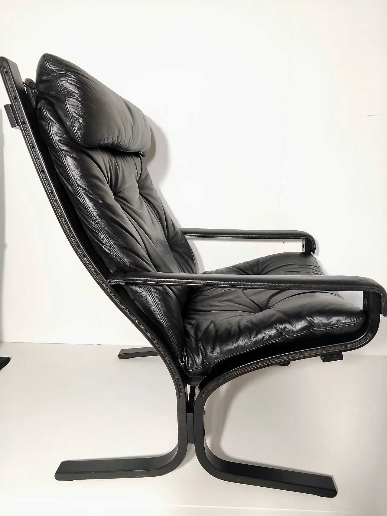 Poltrone Siesta con pouf di Ingmar Relling per Westnofa, anni '70 4