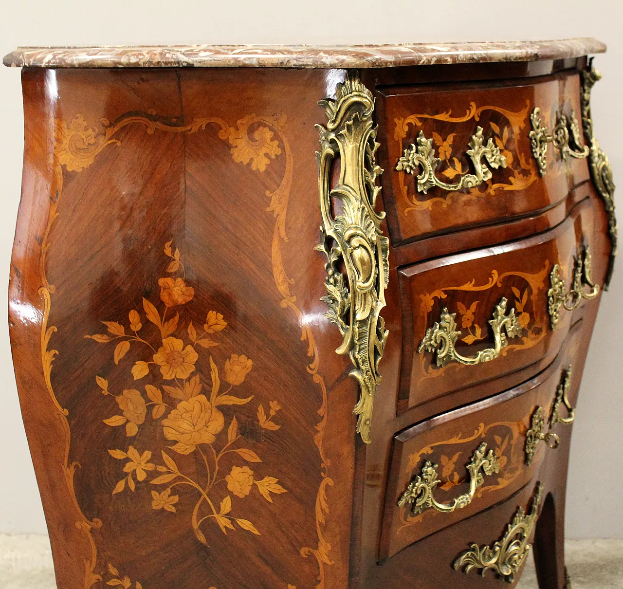Napoleon III chest of drawers inlaid 19th century 9