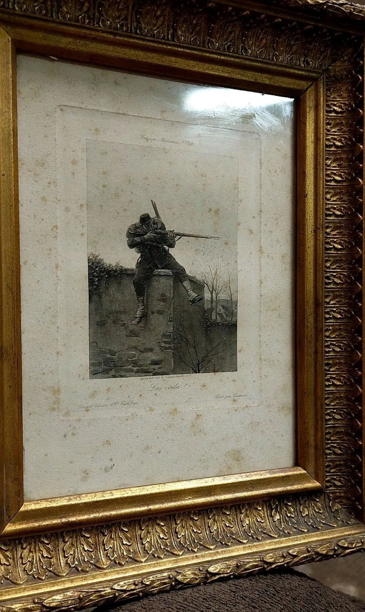 Cornice in pastiglia dorata con stampa di soldato, primo '900 2