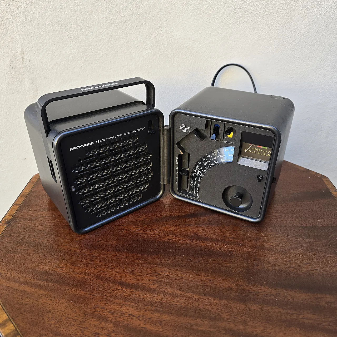 Brionvega TS 505 radio, 70s 2