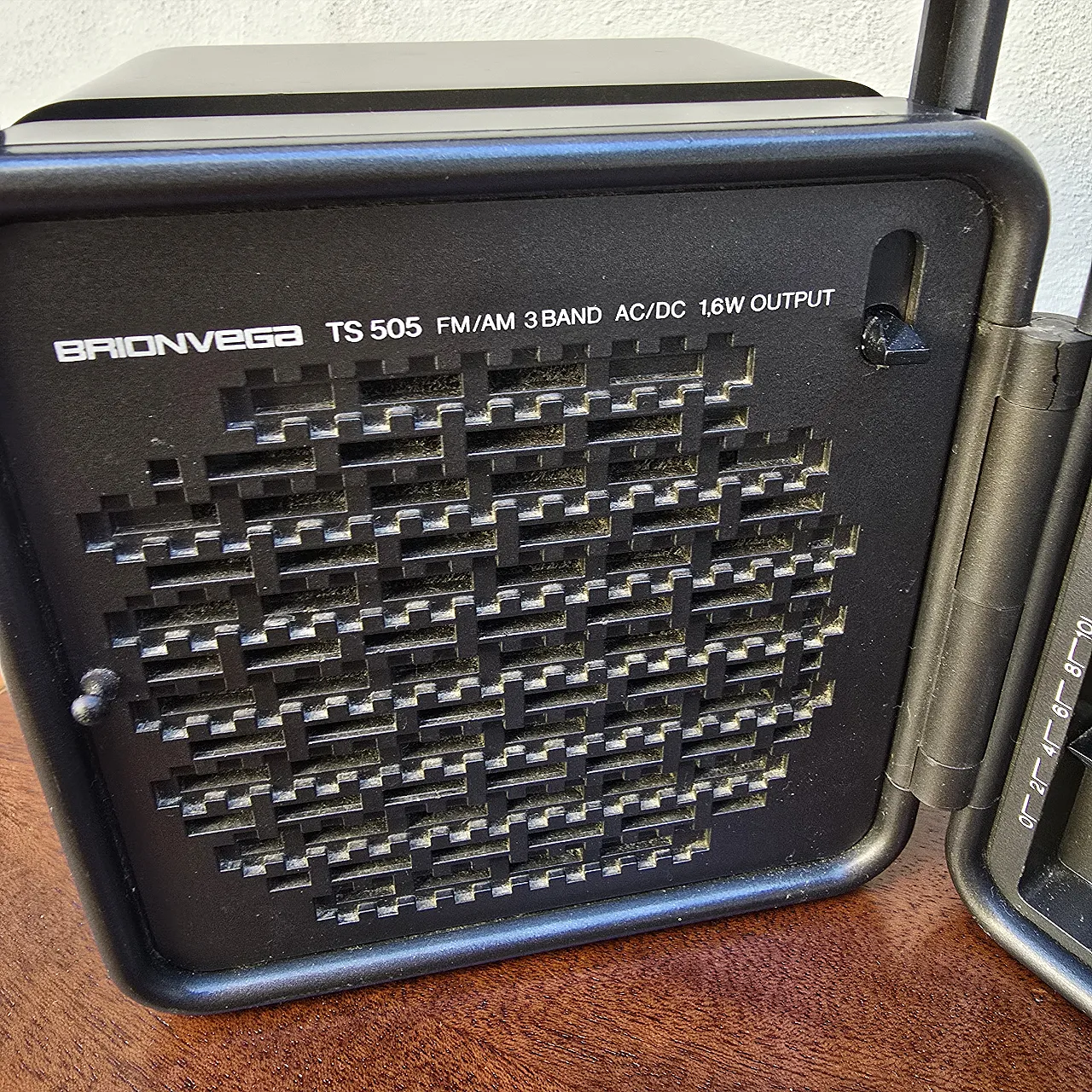 Brionvega TS 505 radio, 70s 3