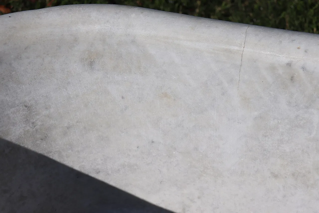 Marble bathtub, early 19th century 20