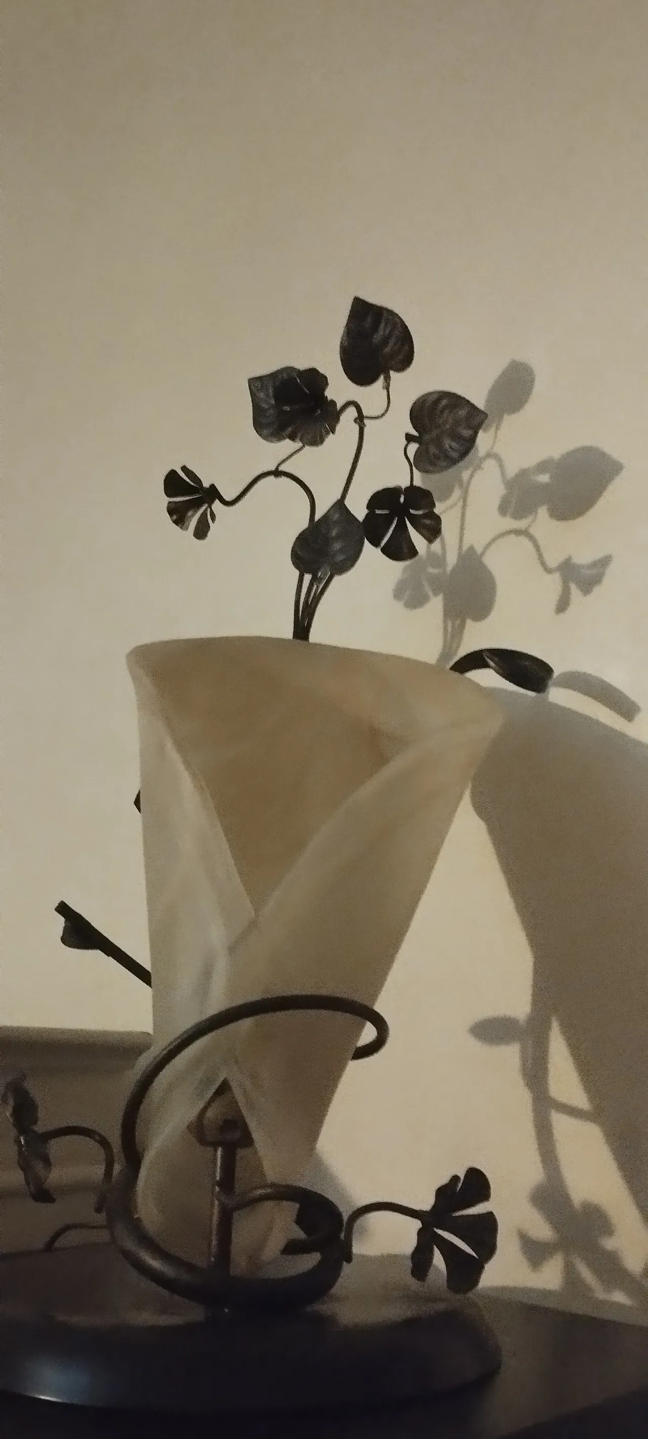 Lamp in wrought iron and blown glass, 90s 2