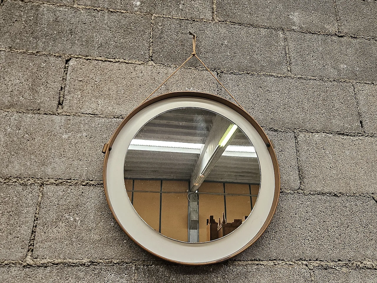 Specchio da parete in pvc ed ecopelle, anni '70 2