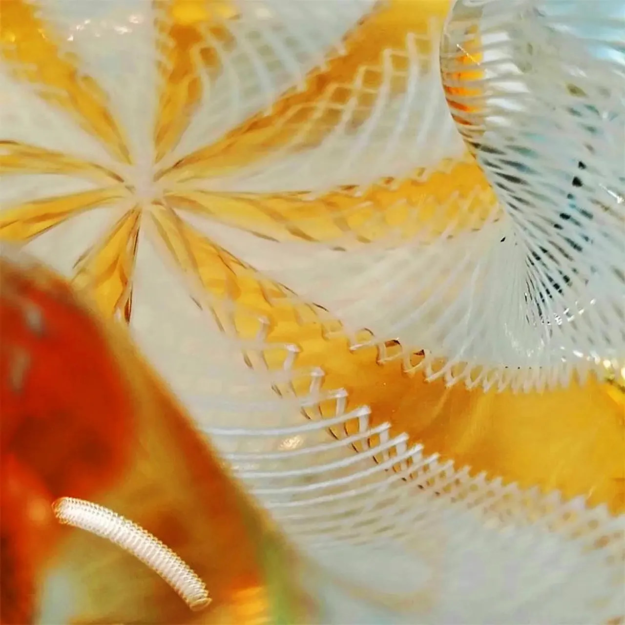 Ashtray in Murano glass with reticello filigree, 1950s 7