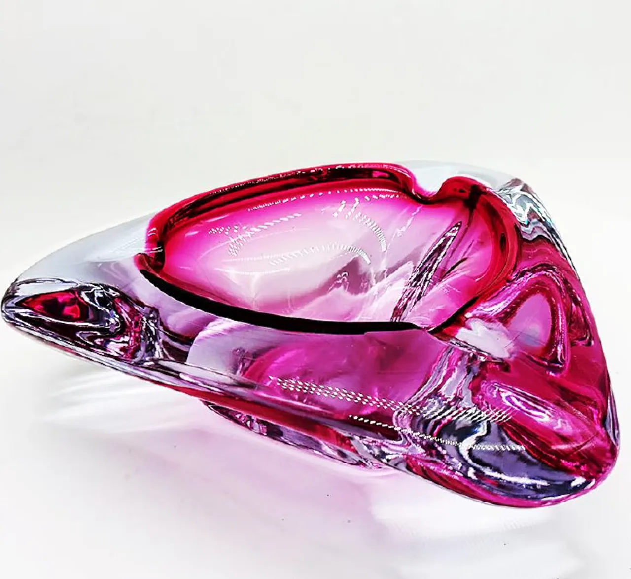 Triangular ashtray in Murano glass, 1960s 4