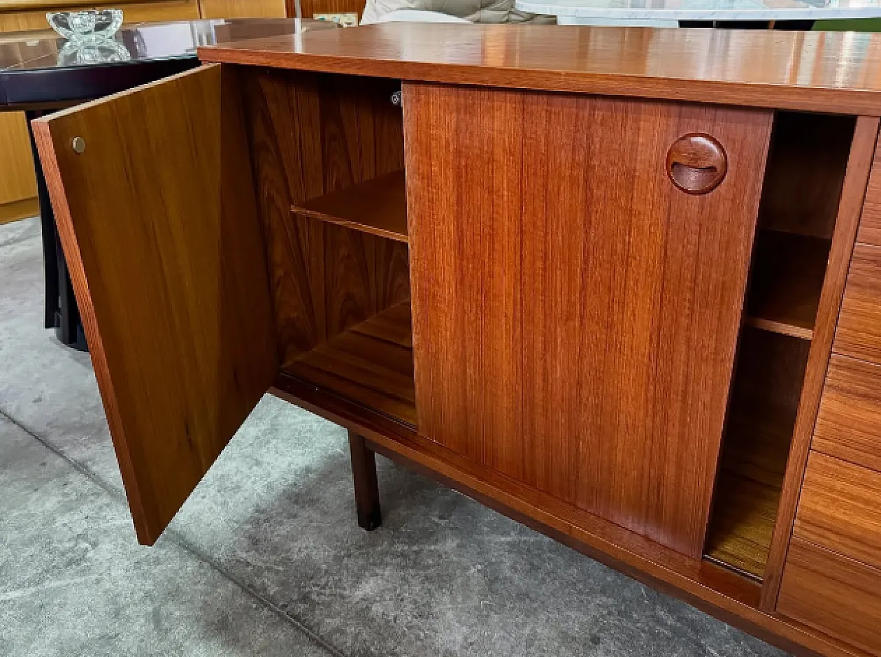 Teak wood chanting style sideboard, 1960s 5