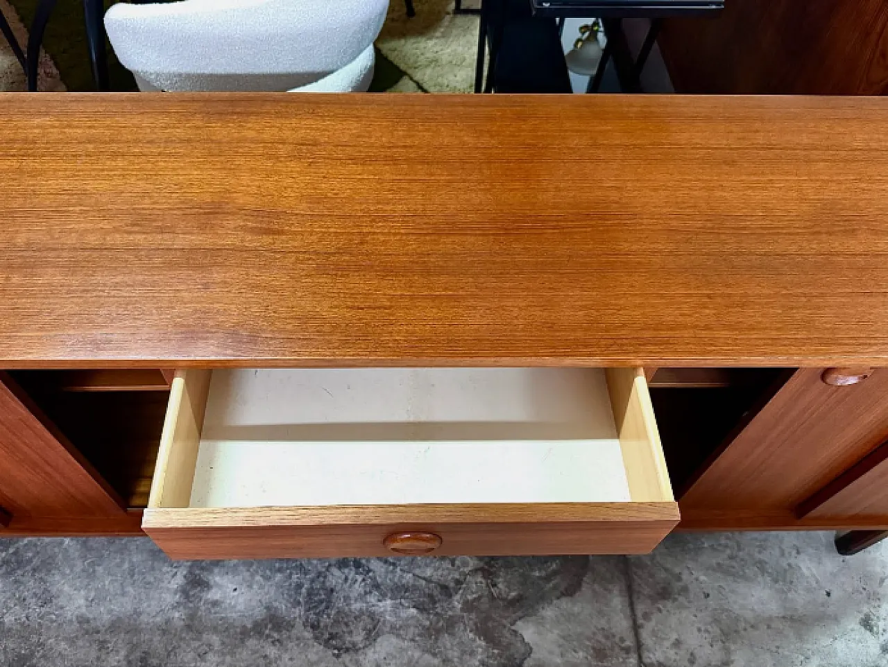 Teak wood chanting style sideboard, 1960s 6