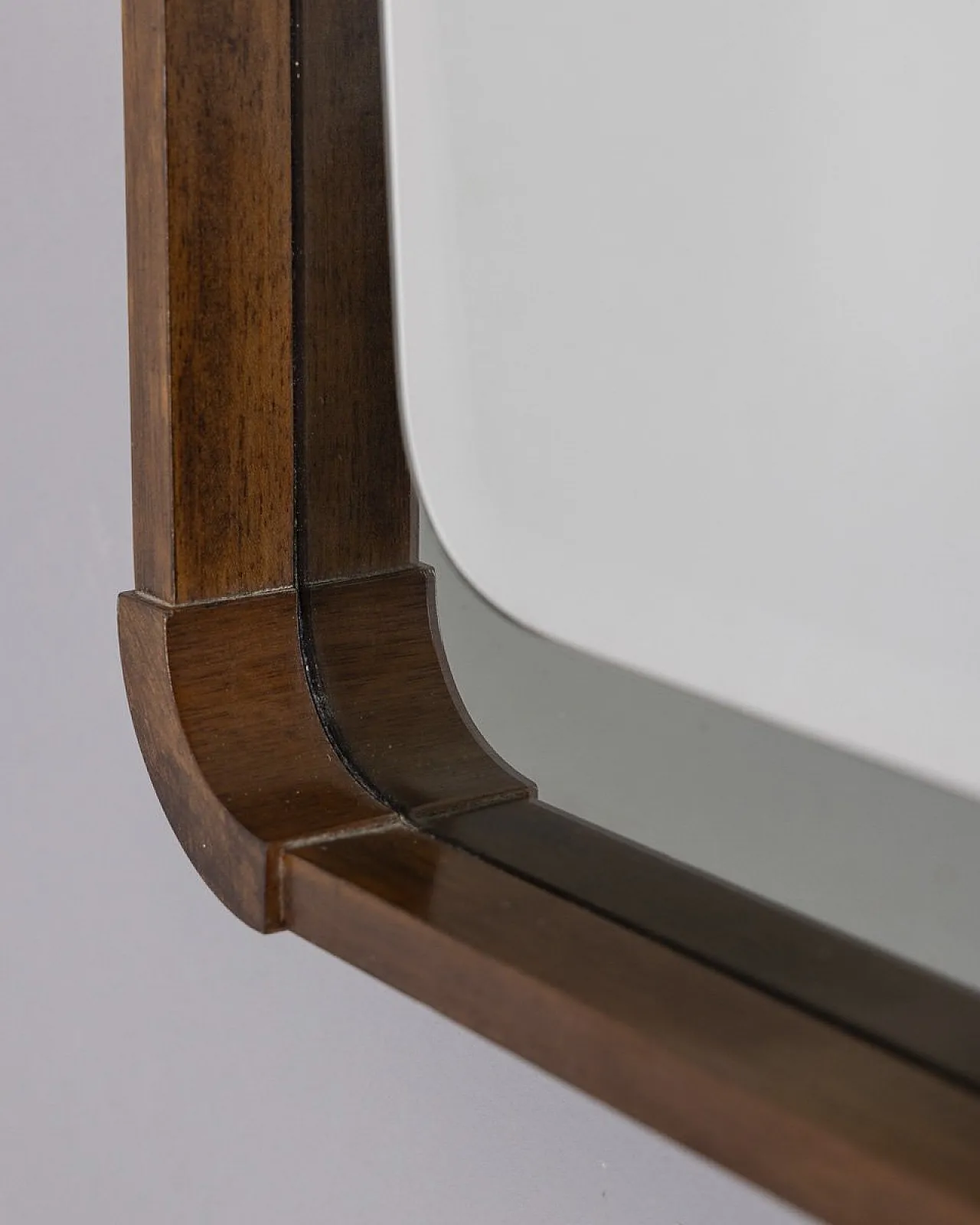 Specchio da parete in legno e vetro fumé, anni '60 4