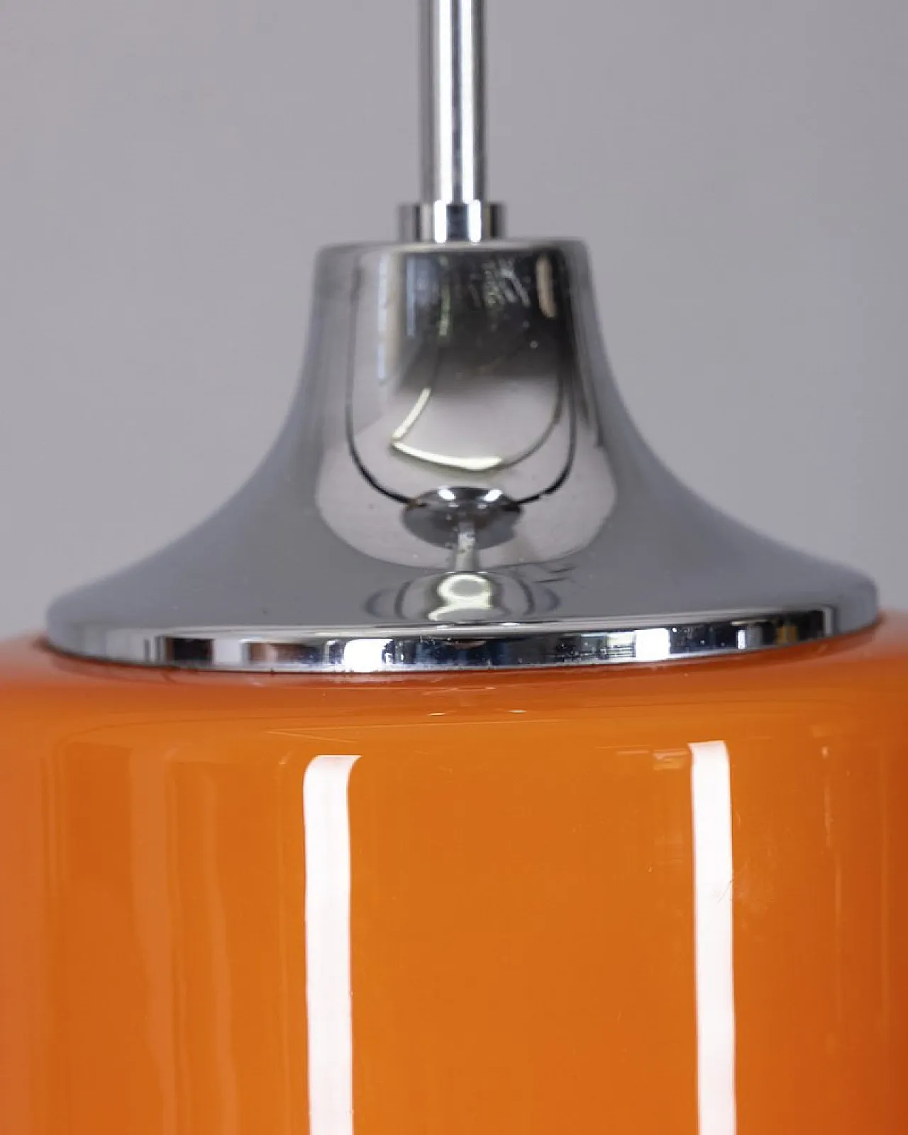 Lampada in metallo e vetro arancione, anni '70 8