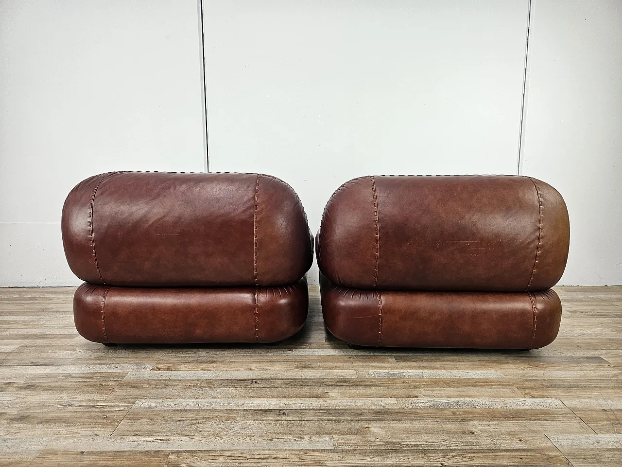 Sapporo armchairs by Mobilgirgi in 1970s brown leather 3