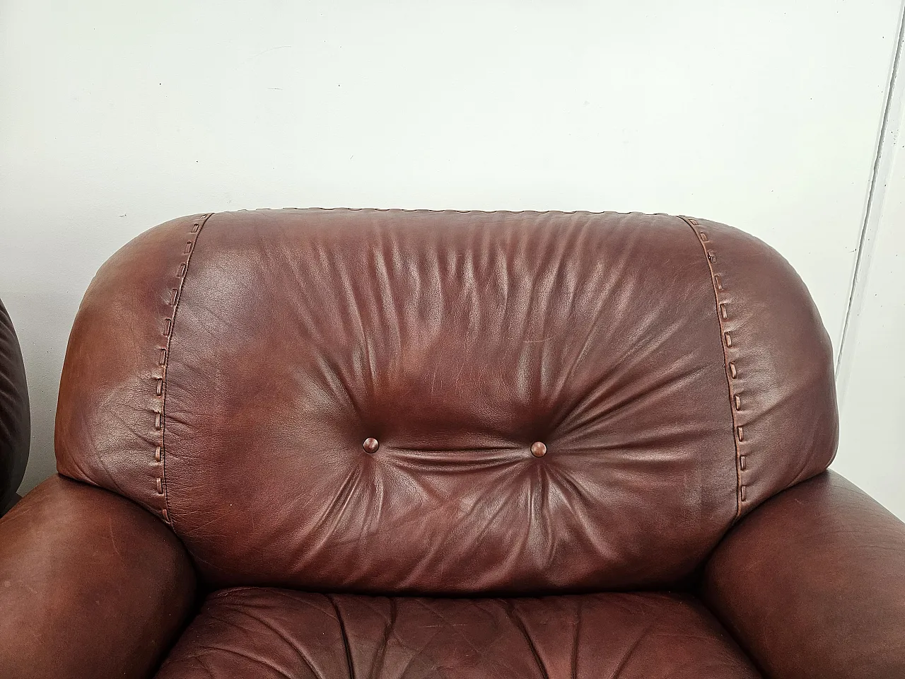 Sapporo armchairs by Mobilgirgi in 1970s brown leather 11