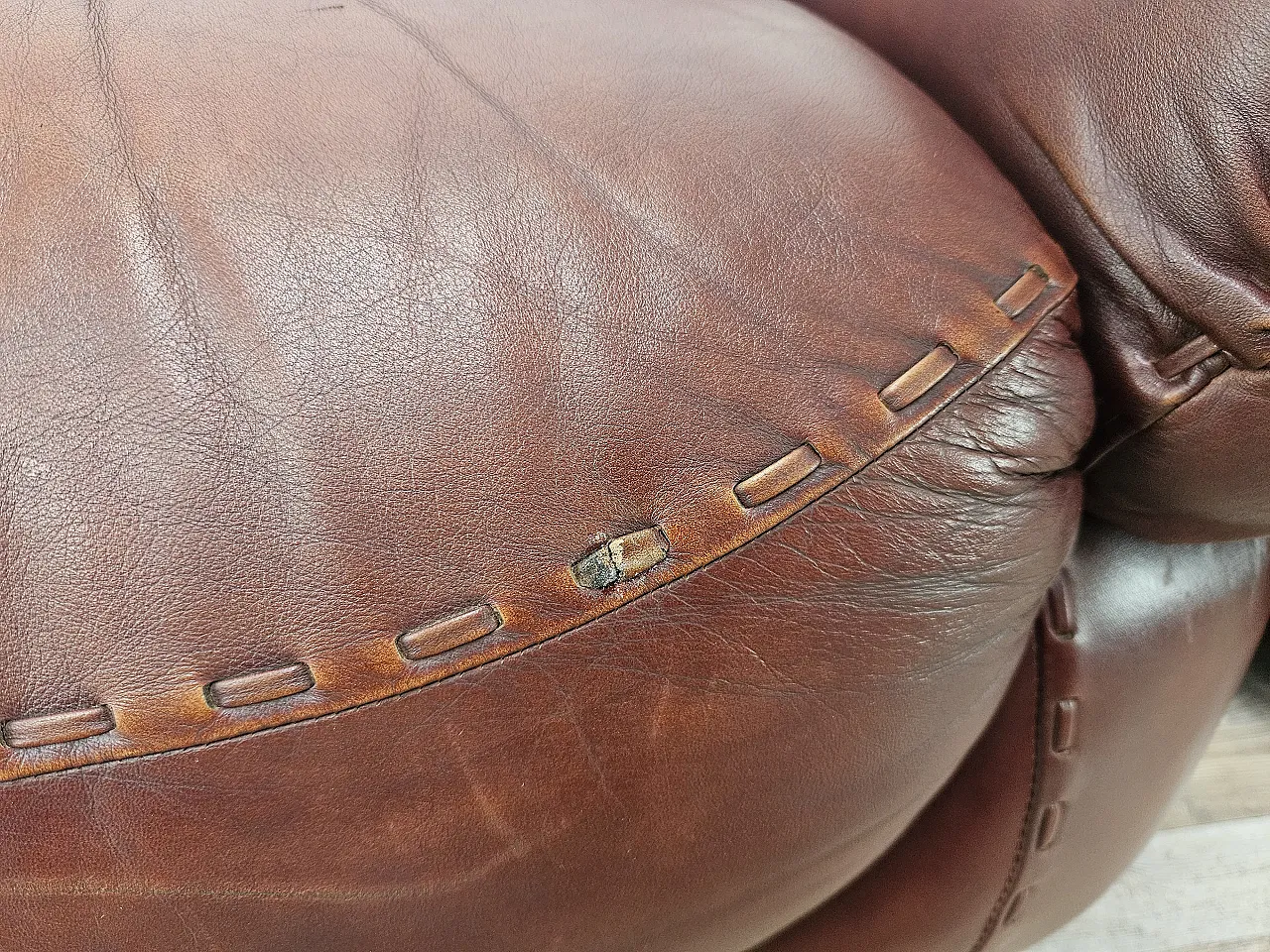 Sapporo armchairs by Mobilgirgi in 1970s brown leather 15