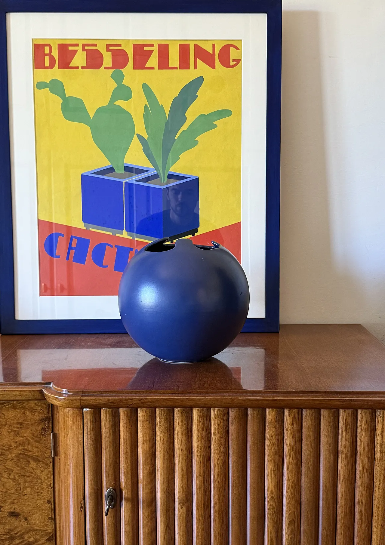 Modern spherical vase in blue ceramic, Italy 1970 2