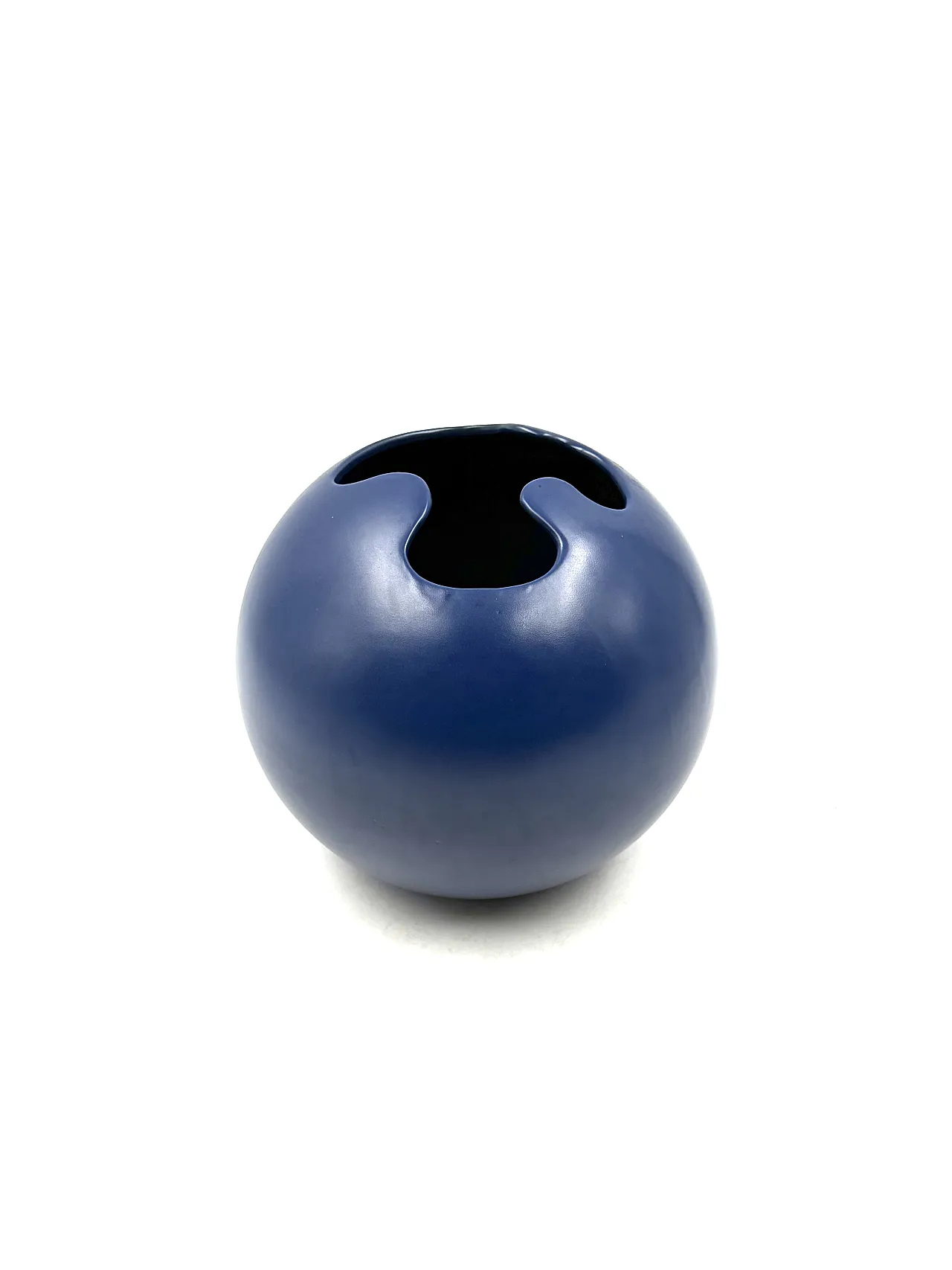Modern spherical vase in blue ceramic, Italy 1970 7