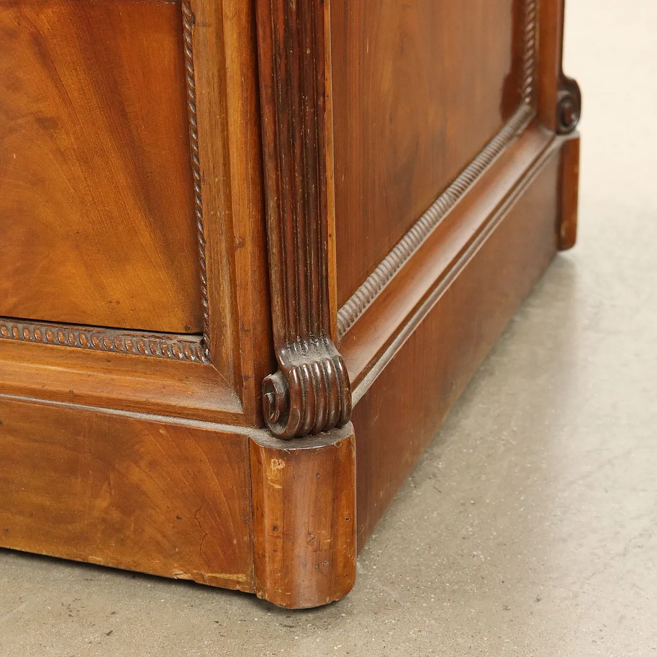 Scrittoio Luigi Filippo in legno con 8 cassetti, '800 9