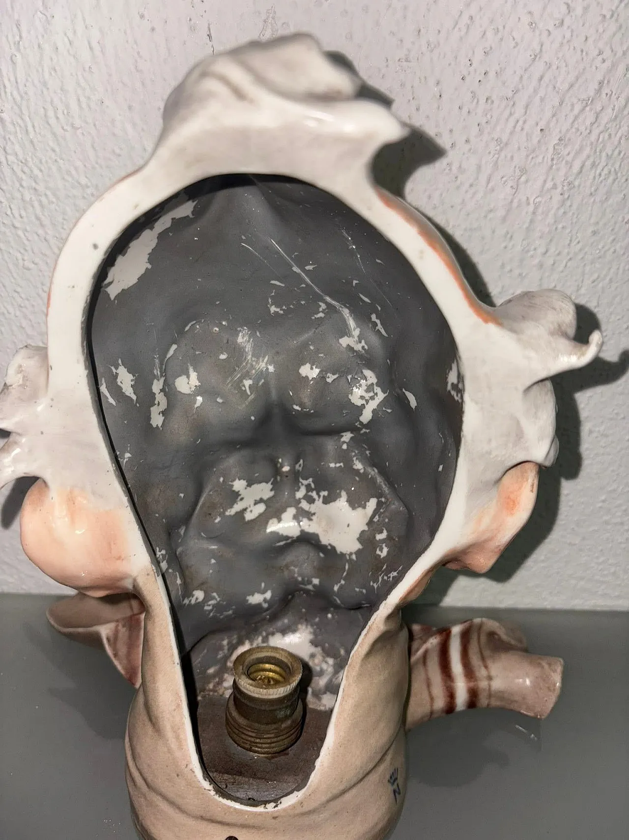 Lampada, testa anziano Capodimonte 12