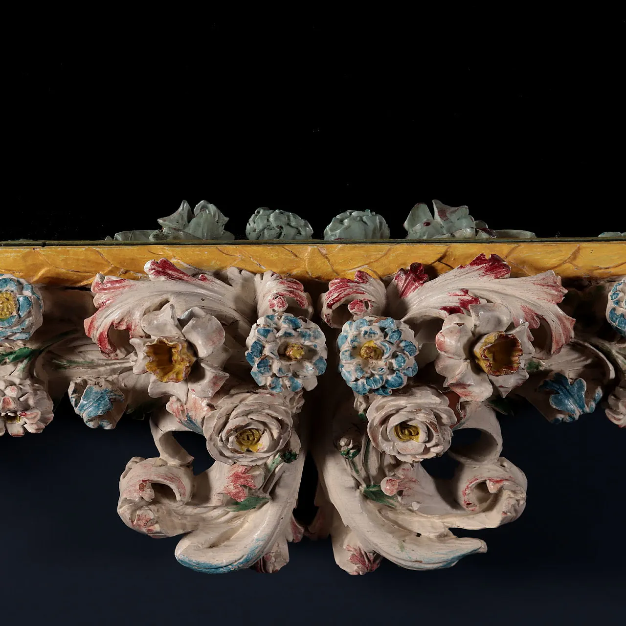 Lacquered frame, late 18th century 7