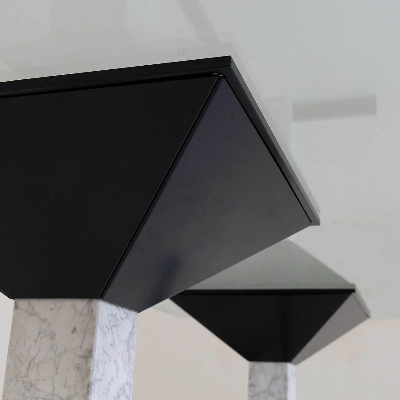 Tavolo in vetro, marmo di Carrara e metallo, anni '80 9