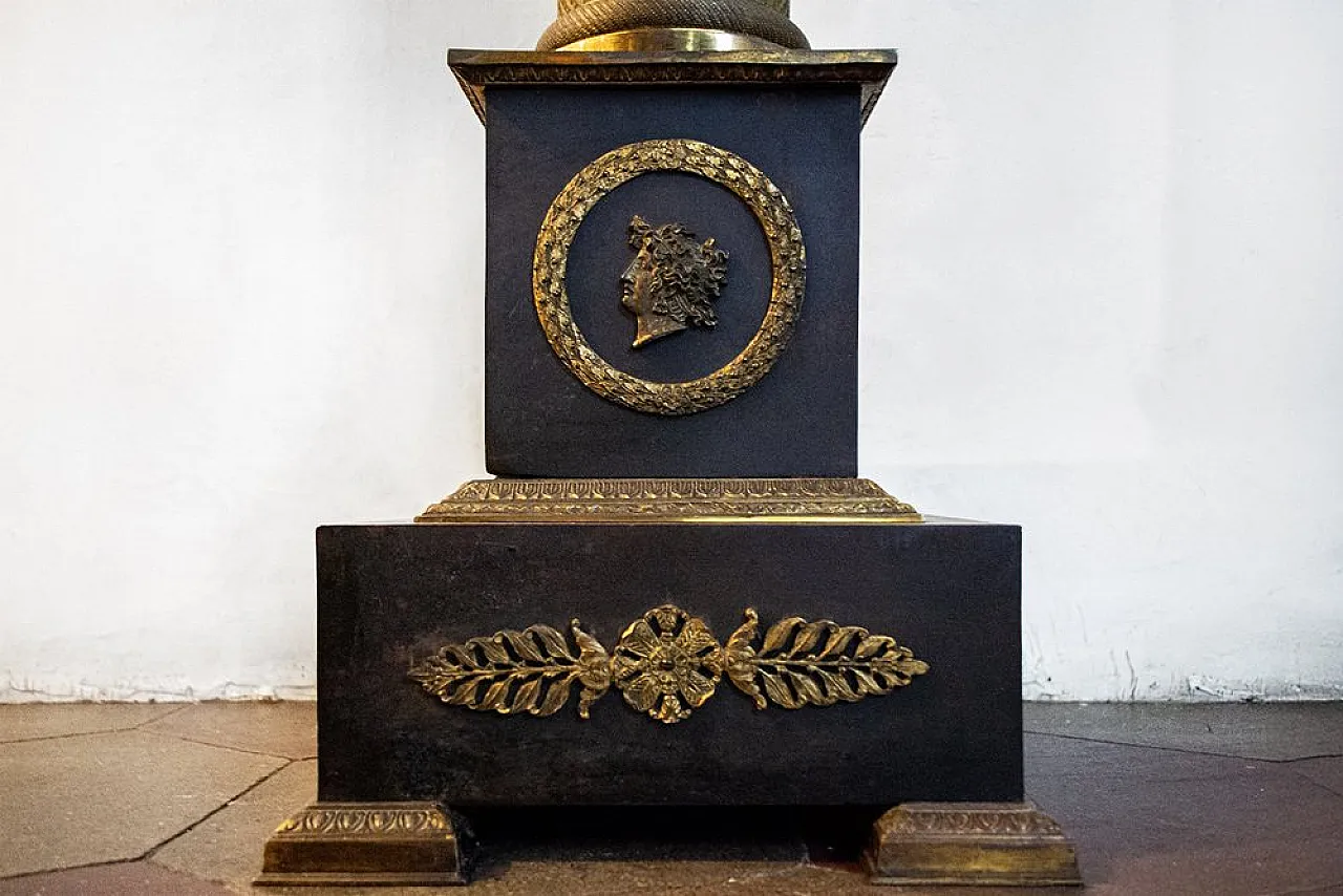 Gilded bronze column with Siena marble shelf, 19th century 4