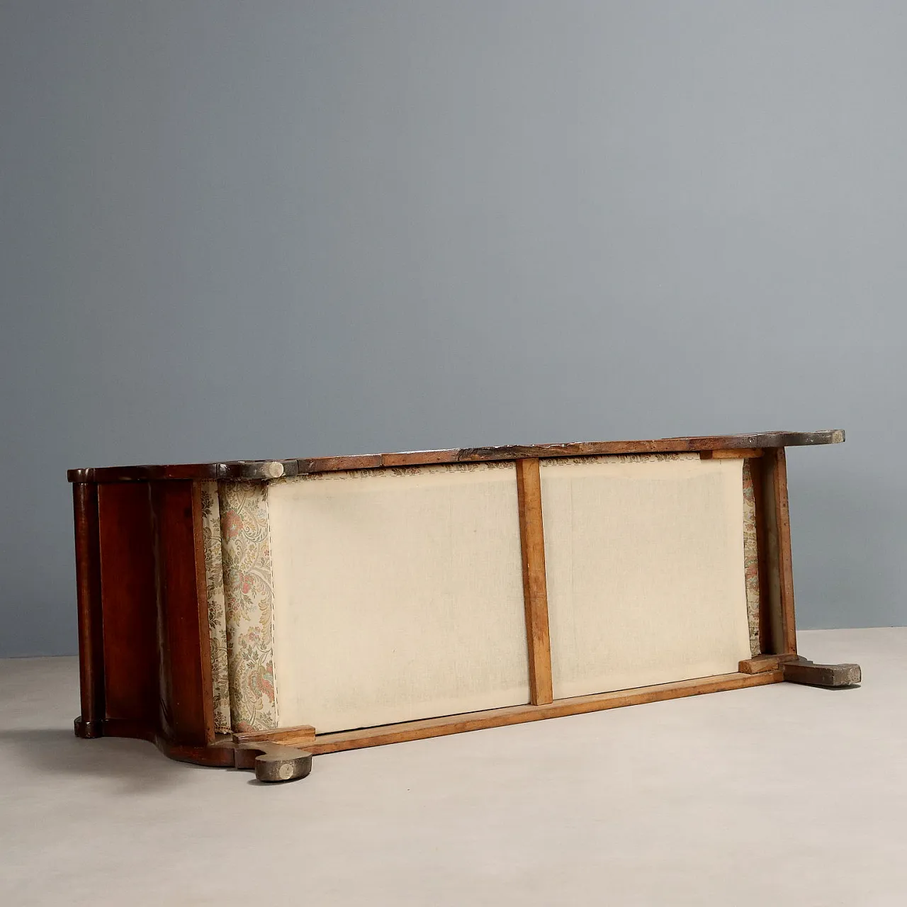 Louis Philippe walnut sofa, 19th century 7