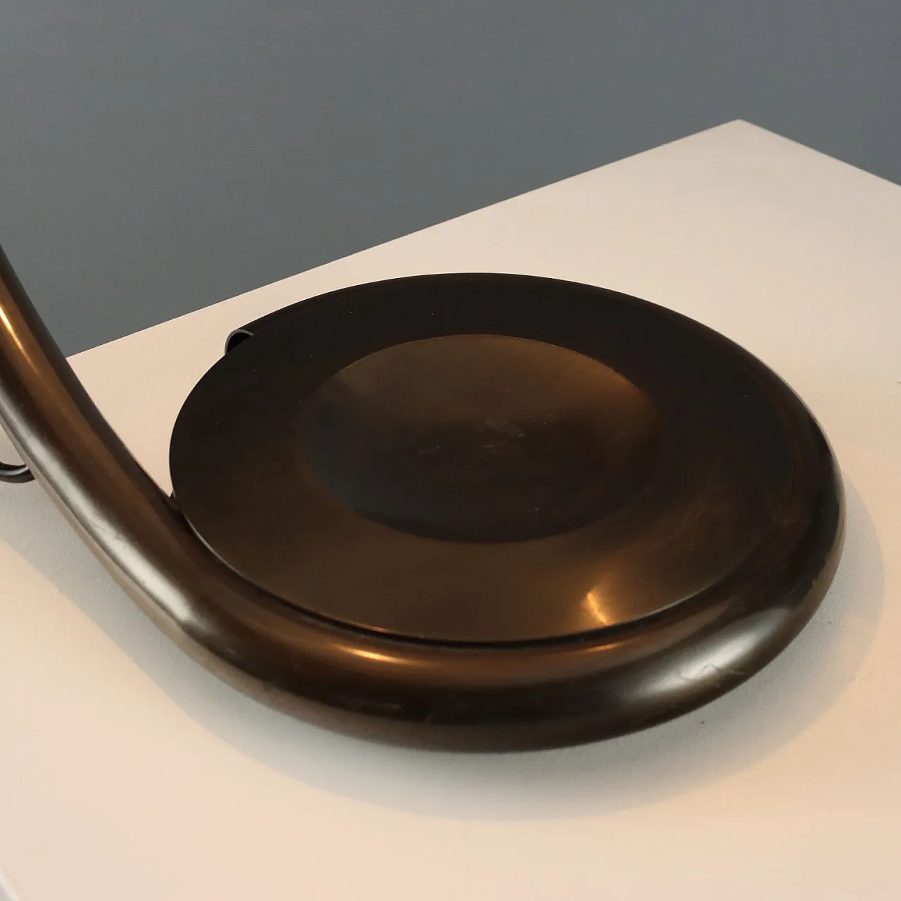 Lampada Martinelli Luce Serpente in plastica e metallo, anni '60 8