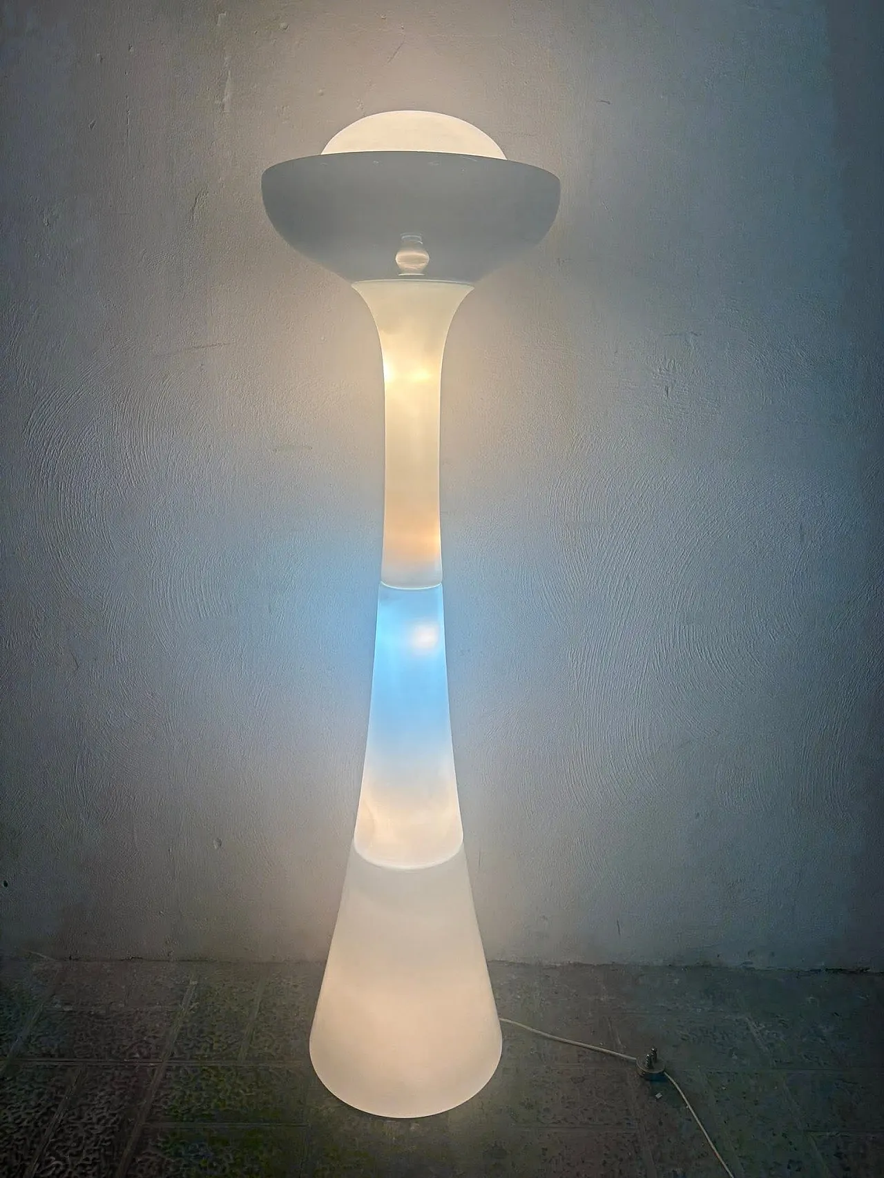 Lampada da terra di Carlo Nason per Selenova 7