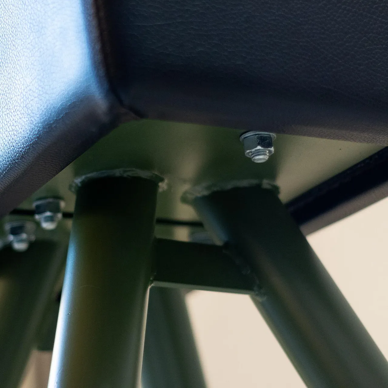 Vaulting bench in green metal and black imitation leather, 70s 5