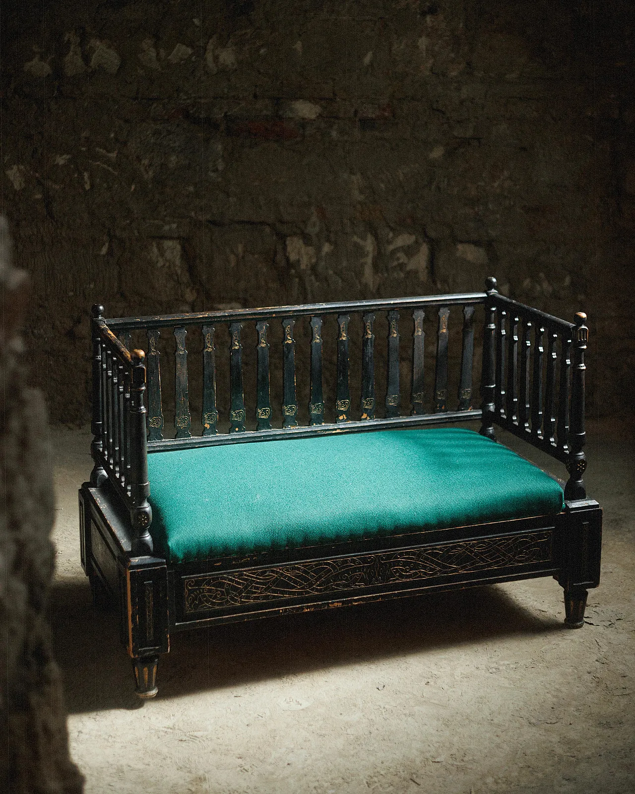 Sofa newly upholstered and with cut decor, 19th century 2