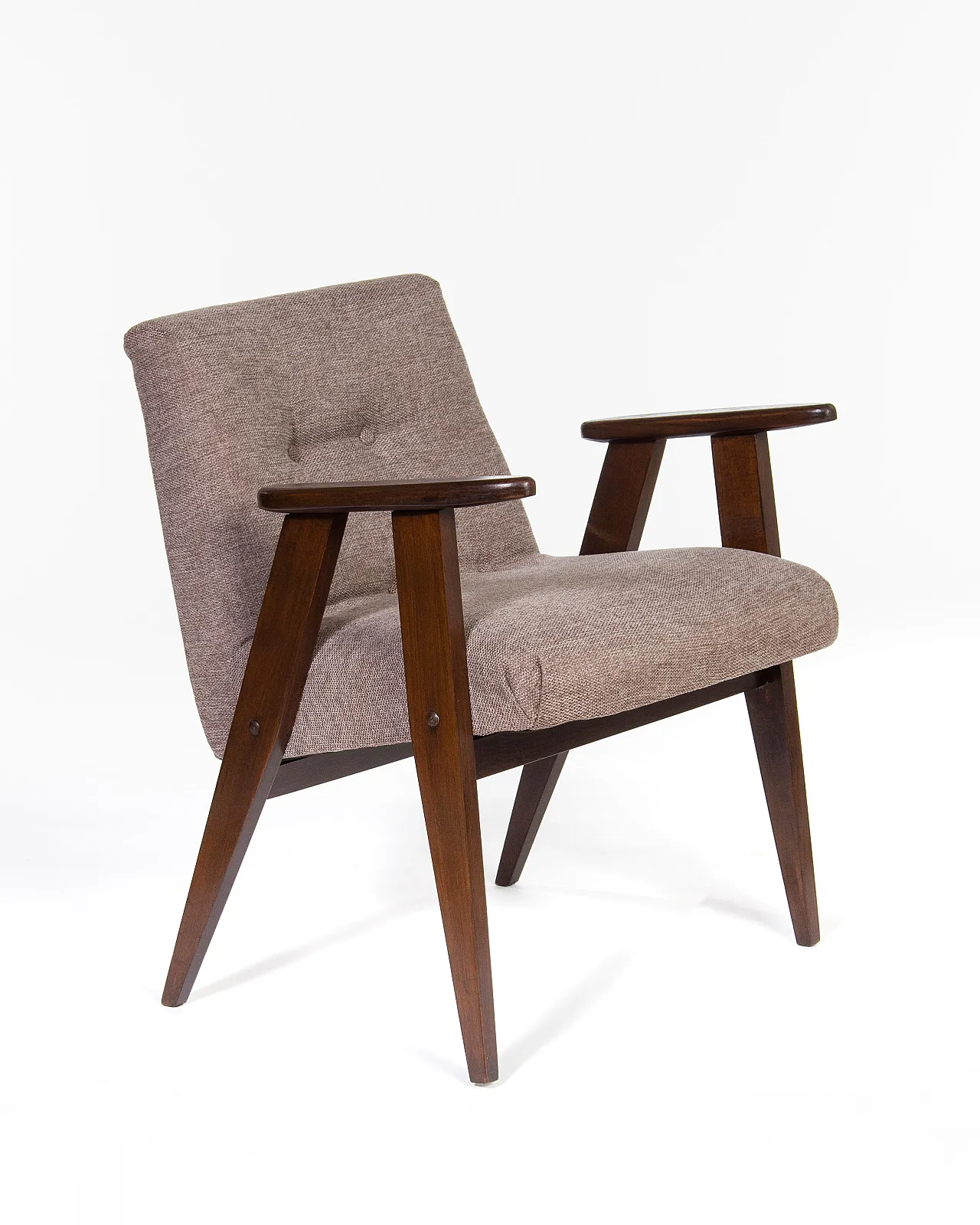 Coppia di poltrone modello n. 366 di Jozef Chierowski, anni '60 4