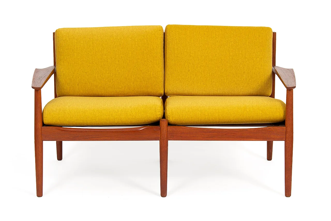 Pair of armchairs by Arne Vodder for Glostrup Møbelfabrik, 1960s 3