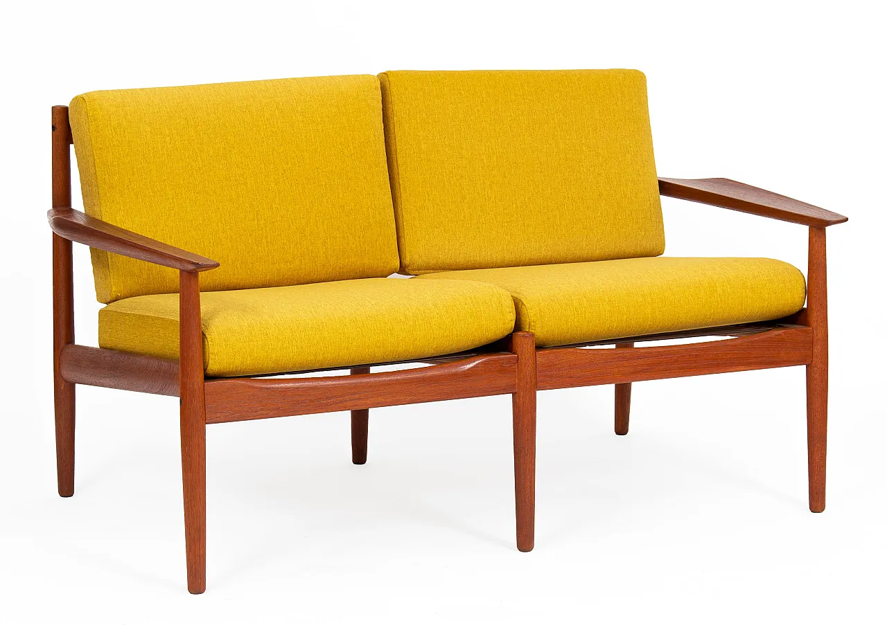 Pair of armchairs by Arne Vodder for Glostrup Møbelfabrik, 1960s 4