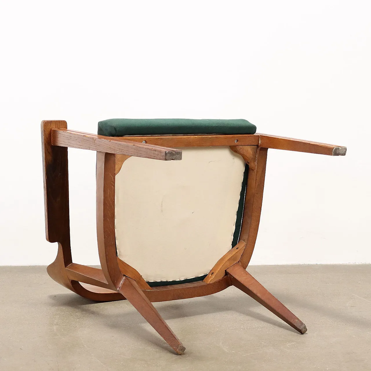Sedia in legno con braccioli, metà '900 9