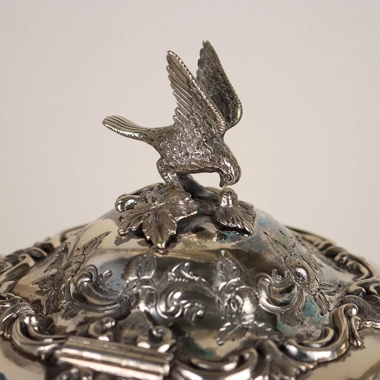 Metal kettle by Martin Hall & Co Sheffield, 19th century 3