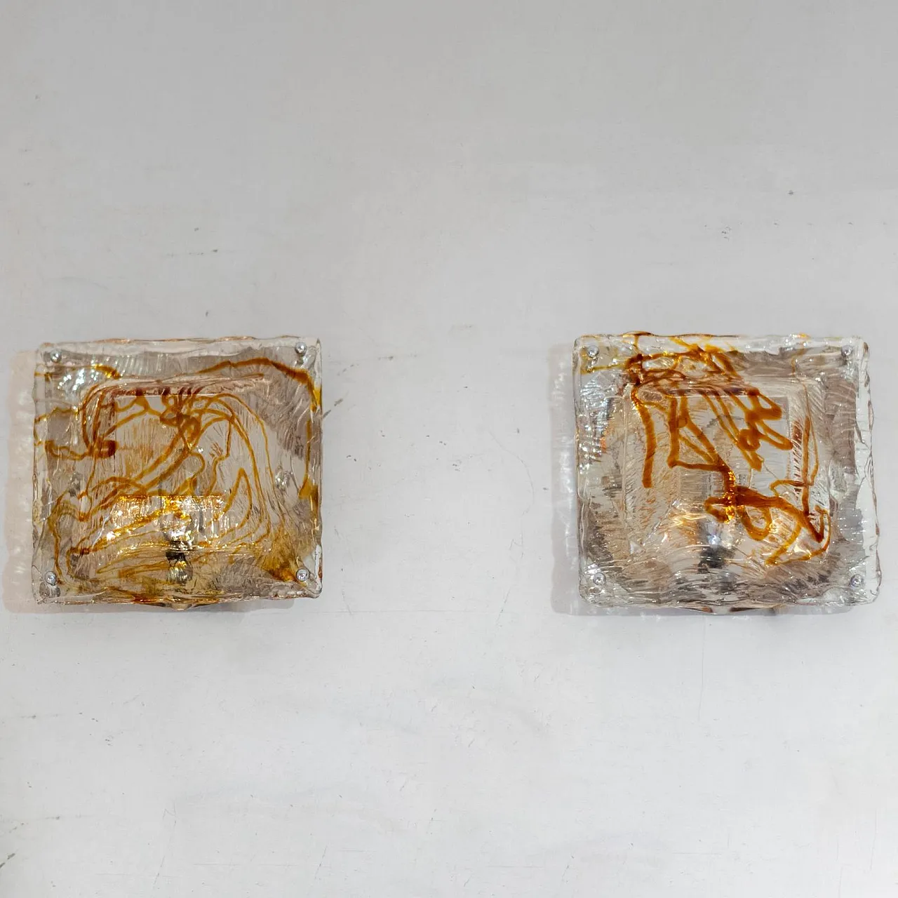 Coppia di applique in vetro di Murano Diamante, anni '70 2