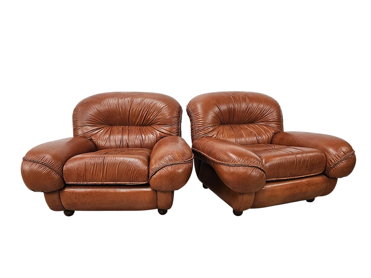 Poltrone in pelle cognac,  anni '70 23
